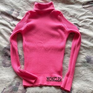 Moncler turtleneck sweater XS